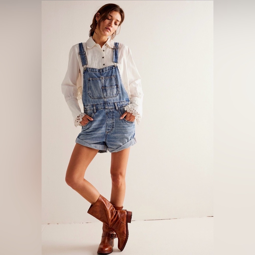 FREE PEOPLE We The Free Ziggy Shortalls  SIZE L